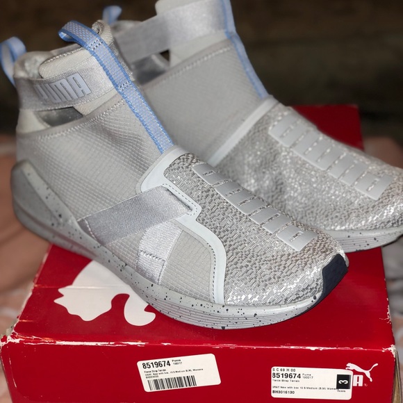 Women's sneakers - Picture 2 of 2